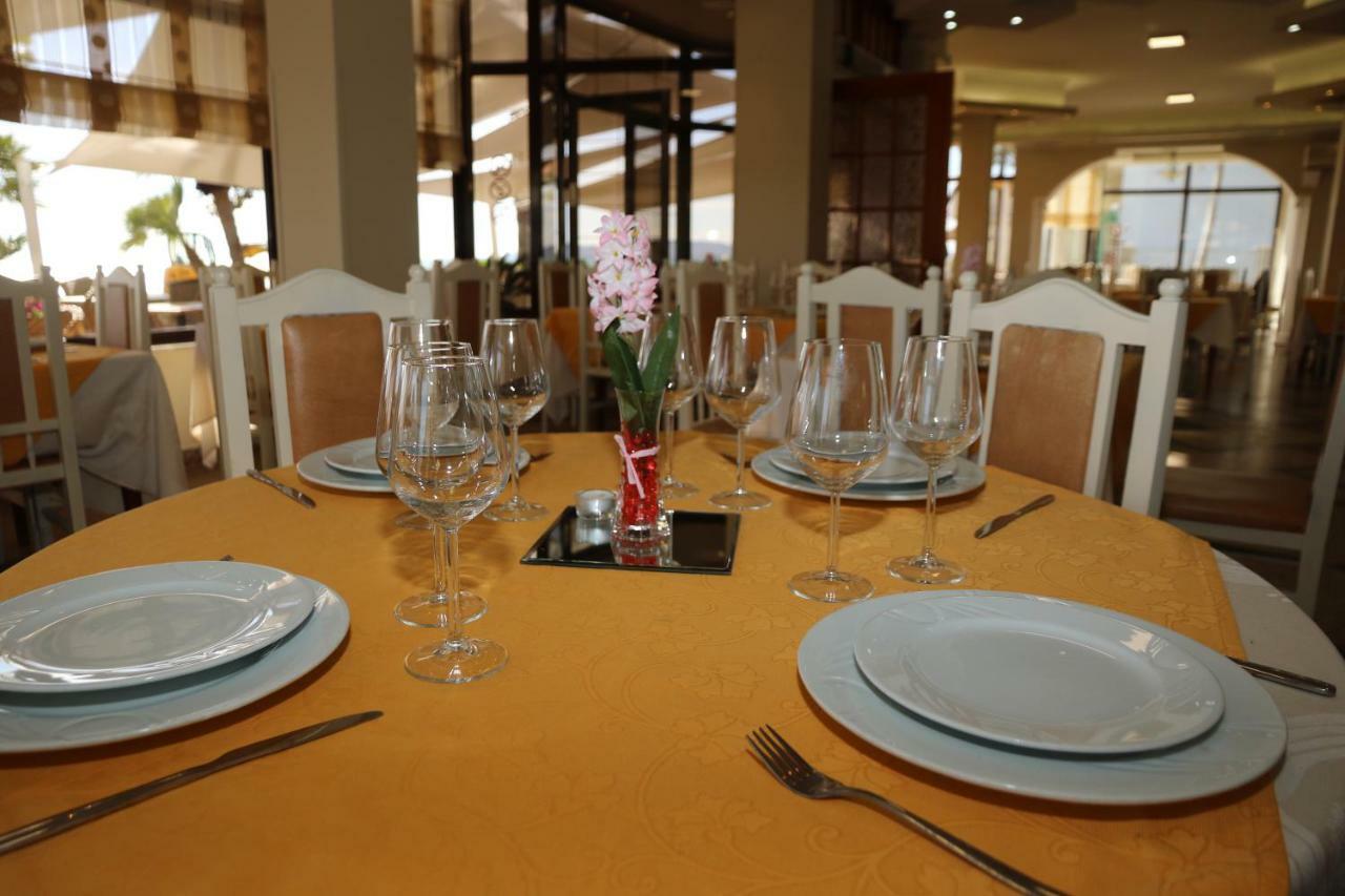 Hotel Mava 3*